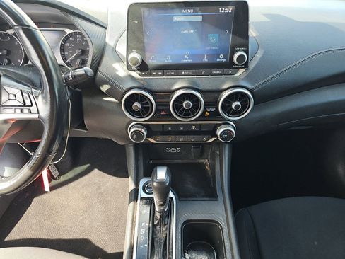 Used 2022 Nissan Sentra SV image 9