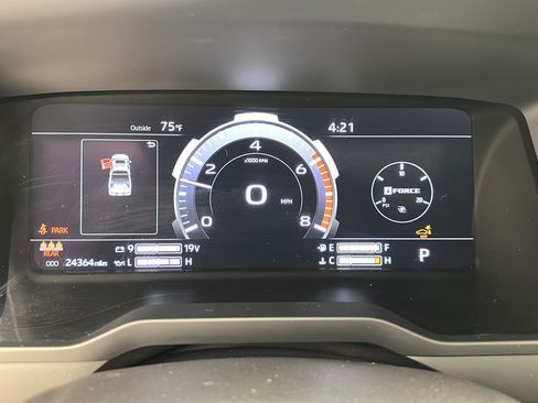 Used 2026 Toyota Tundra Platinum AWD/4WD image 21