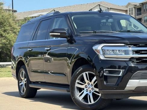 Used 2024 Ford Expedition Max Limited AWD/4WD image 3