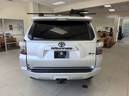 Used 2019 Toyota 4Runner SR5 AWD/4WD image 6