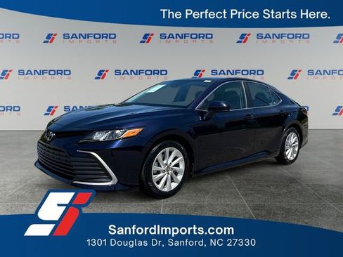 Used 2021 Toyota Camry LE FWD image 1