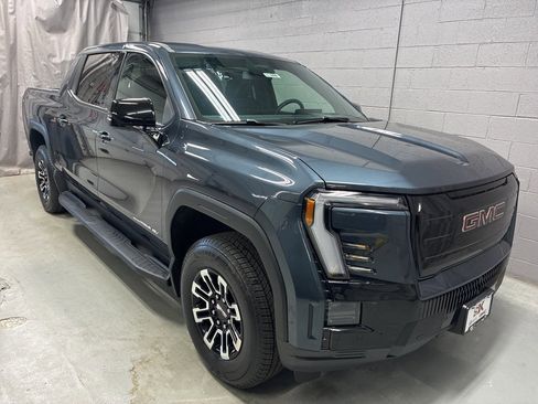 New 2026 GMC Sierra EV Elevation image 5