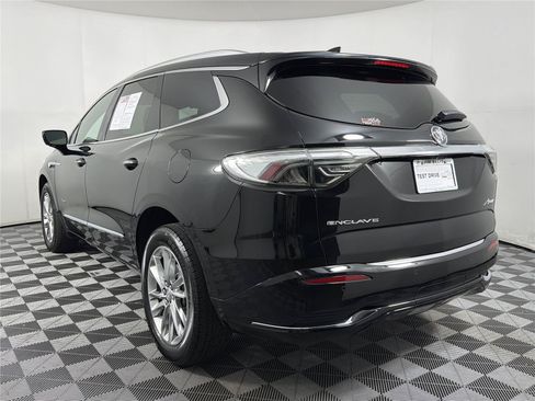 Certified 2023 Buick Enclave Avenir w/ Avenir Technology Package FWD image 4
