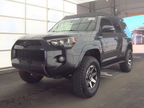 Used 2018 Toyota 4Runner SR5 Premium AWD/4WD image 1