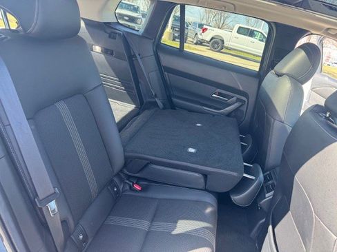 Used 2023 MAZDA CX-50 2.5 S w/ Preferred Plus Pkg image 33