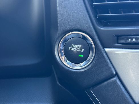 Used 2018 Chevrolet Tahoe Premier image 24