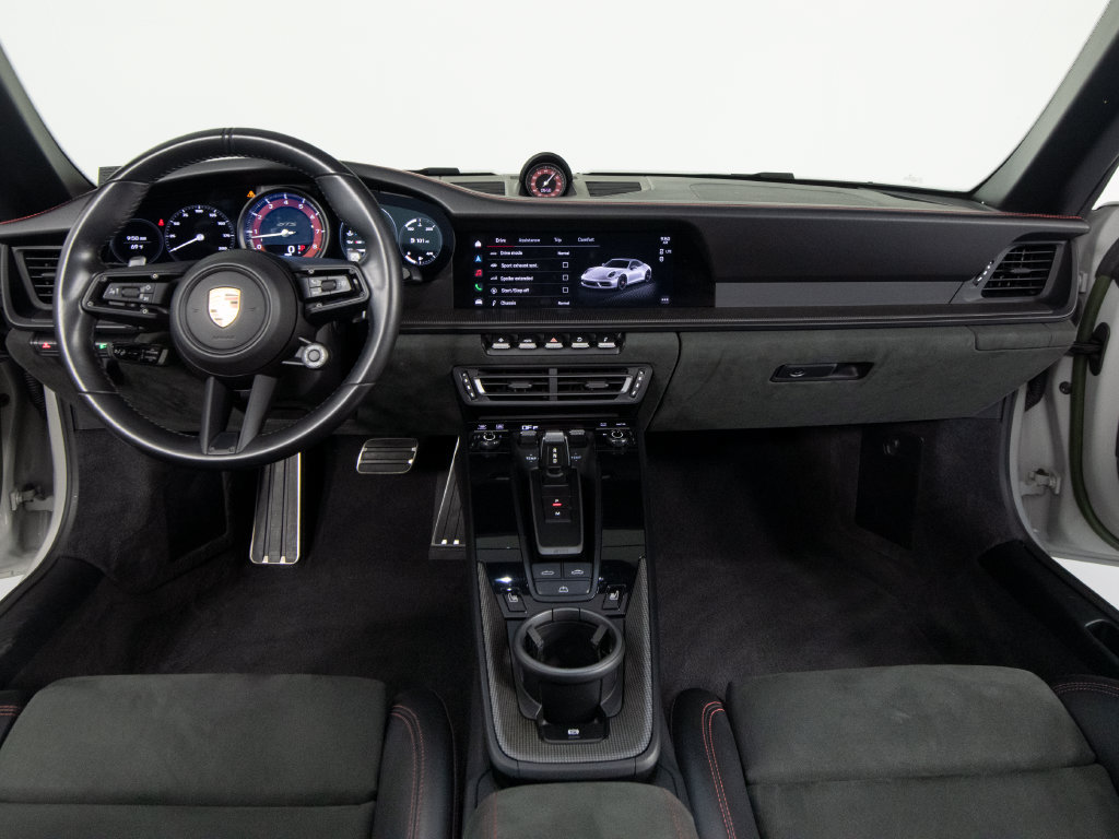 Certified 2022 Porsche 911 Carrera GTS RWD image 40