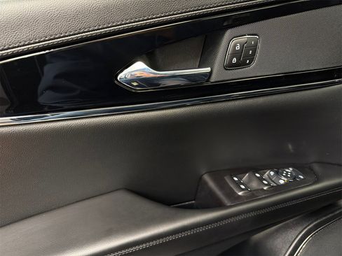 Certified 2023 Lincoln Nautilus AWD image 33