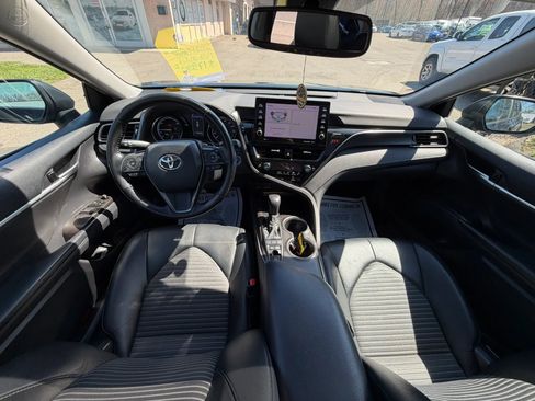 Used 2021 Toyota Camry SE w/ Audio Upgrade Package image 22