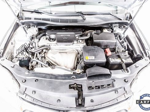 Used 2017 Toyota Camry LE image 38