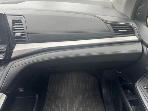 Used 2023 Honda Odyssey EX-L image 25