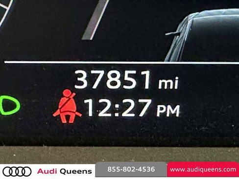 Used 2019 Audi e-tron Premium Plus image 32