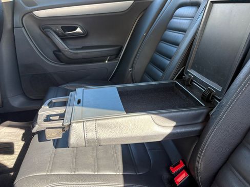 Used 2015 Volkswagen CC Sport image 24