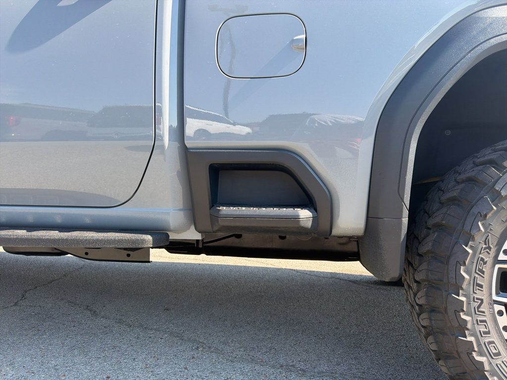 Used 2024 GMC Sierra 2500 AT4 w/ AT4 Premium Plus Package AWD/4WD image 23