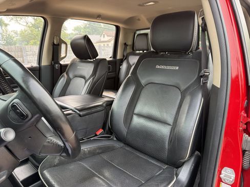 Used 2021 RAM 1500 Laramie AWD/4WD image 17