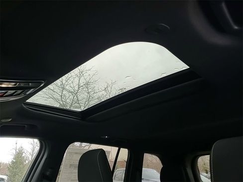 New 2025 Jeep Grand Cherokee Laredo X w/ Luxury Tech Group I image 33