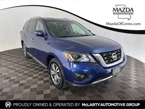 Used 2020 Nissan Pathfinder SL AWD/4WD image 1