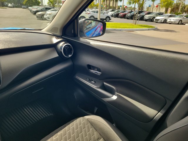 Certified 2023 Nissan Kicks SV FWD image 16