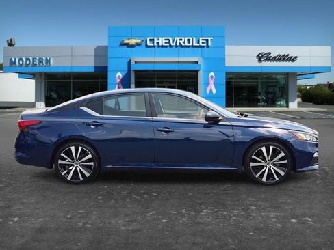 Used 2022 Nissan Altima 2.5 SR FWD image 6