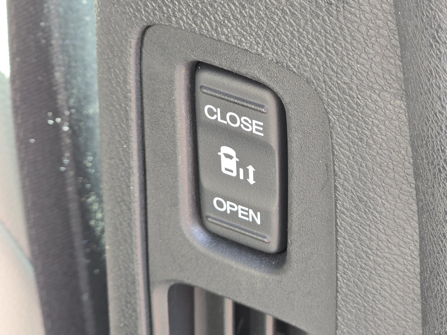 Used 2025 Honda Odyssey EX-L image 18