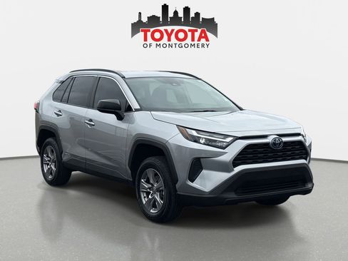 Used 2024 Toyota RAV4 LE image 1