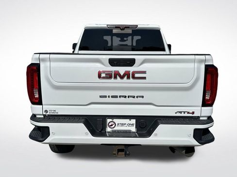 Used 2020 GMC Sierra 2500 AT4 w/ AT4 Premium Package AWD/4WD image 7