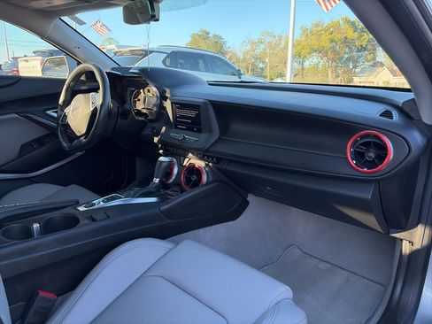 Used 2024 Chevrolet Camaro LT image 9