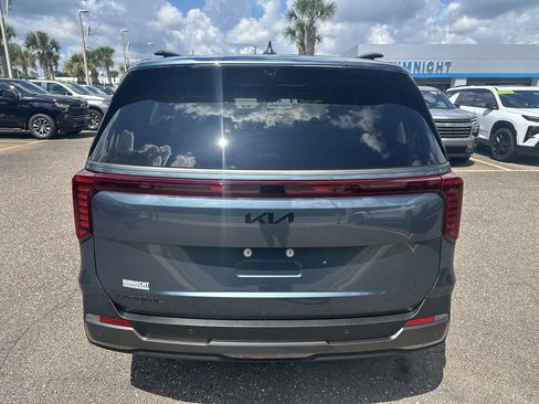 Used 2025 Kia Carnival SX Prestige FWD image 15