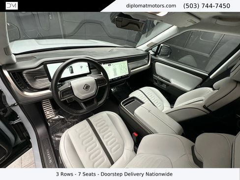 Used 2023 Rivian R1S Adventure image 15