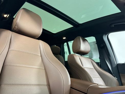 Certified 2026 Mercedes-Benz GLS 450 4MATIC image 22