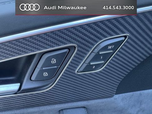 Used 2024 Audi SQ8 Prestige AWD/4WD image 8