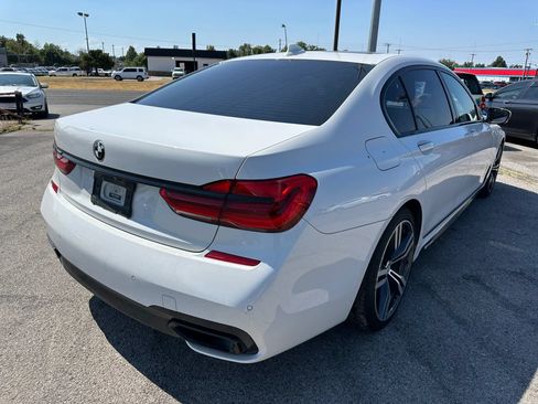 Used 2019 BMW 740i w/ M Sport Package RWD image 33