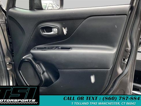 Used 2020 Jeep Renegade Altitude image 22