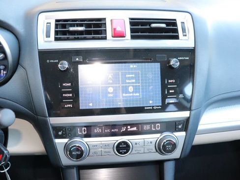 Used 2015 Subaru Outback 2.5i Premium w/ Popular Package #2 AWD/4WD image 21