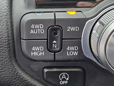 Used 2025 RAM 1500 Laramie image 71