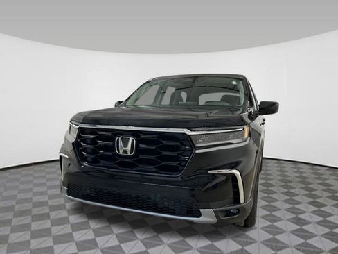 New 2025 Honda Pilot EX-L image 8