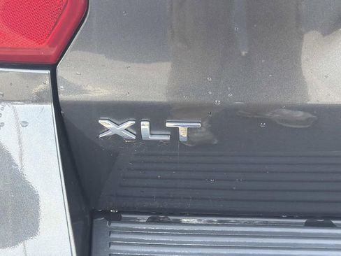 Used 2021 Ford Expedition XLT image 13