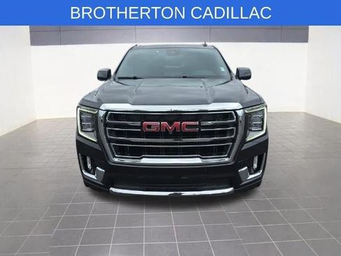 Used 2023 GMC Yukon SLT w/ SLT Premium Package AWD/4WD image 2
