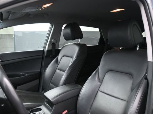 Used 2016 Hyundai Tucson Limited image 10