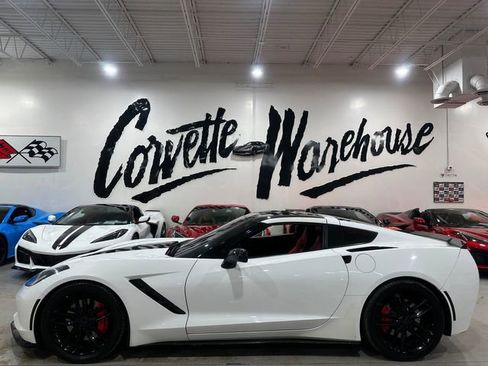 Used 2014 Chevrolet Corvette Stingray Coupe w/ 2LT Preferred Equipment Group RWD image 2