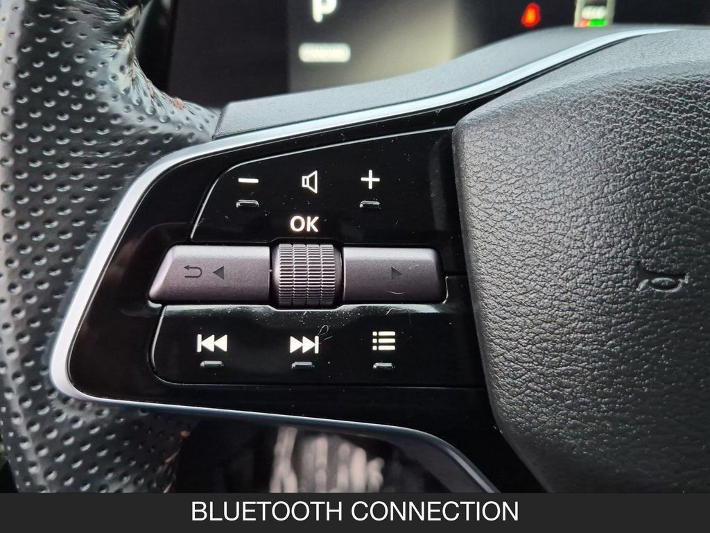 Certified 2024 Nissan Ariya AWD image 17