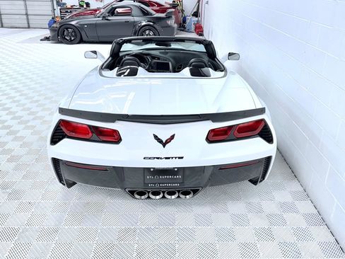 Used 2017 Chevrolet Corvette Grand Sport w/ Carbon Flash Badge Package image 31