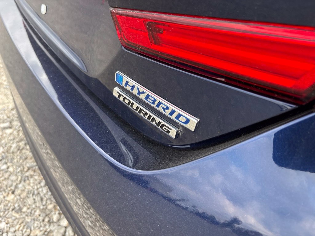 Used 2020 Honda Accord Touring image 4