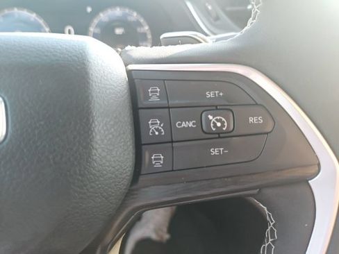 Used 2024 Jeep Grand Cherokee L Laredo AWD/4WD image 24