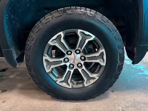 Used 2021 GMC Sierra 1500 SLE image 29