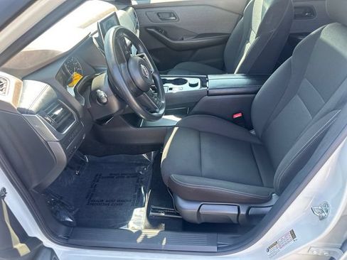 Used 2023 Nissan Rogue S AWD/4WD image 27
