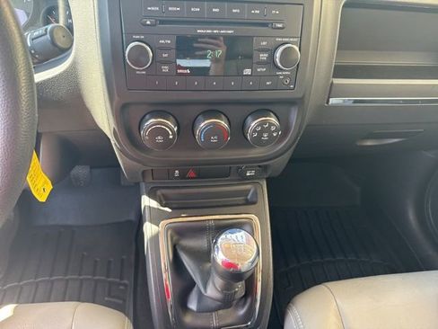 Used 2014 Jeep Patriot Sport w/ Power Value Group AWD/4WD image 20