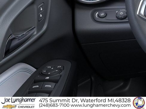 New 2026 Chevrolet Trax LT w/ Driver Confidence Package FWD image 22