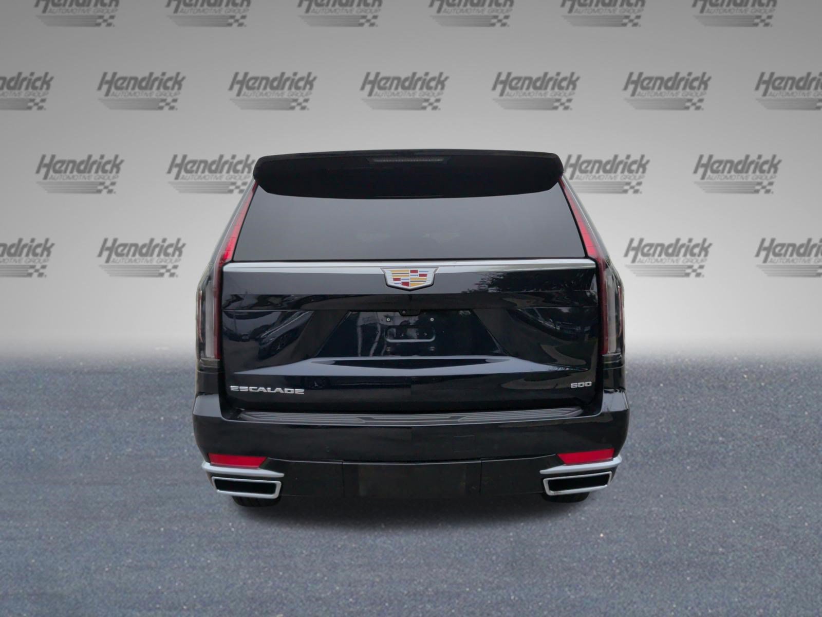 Used 2024 Cadillac Escalade Premium Luxury AWD/4WD image 9