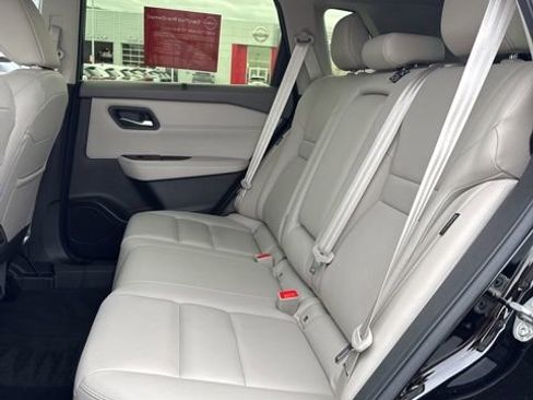 Certified 2023 Nissan Rogue SL w/ SL Premium Package AWD/4WD image 11